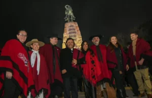 Salta honró a Güemes en la tradicional Guardia bajo las Estrellas encabezada por Sáenz. VIDEO/FOTOS