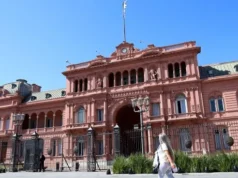 En Casa Rosada apuestan a que Diego Santilli reemplace a Manuel Adorni