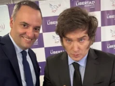 Consenso entre sectores del Gobierno para impulsar la salida de Adorni