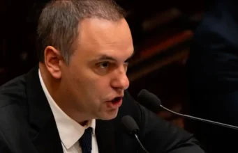 Adorni se presentará ante el Senado el 2 de julio para dar su informe de gestión