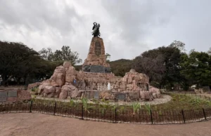 El monumento a Güemes empieza a lucir las tareas de renovación. VIDEO/FOTOS