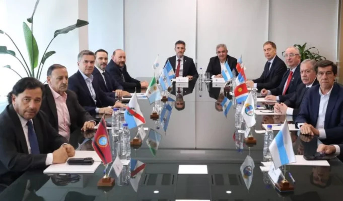 Asamblea del Norte Grande: Sáenz planteó soluciones urgentes para las rutas y el abastecimiento de gas