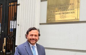 Gustavo Sáenz encabeza el ranking de gobernadores. Kicillof último