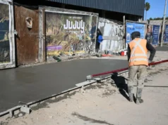 Plan Vial Zona Sur: se reconstruyen veredas en Ex Combatientes y Celestino Burgos. VIDEO/FOTOS