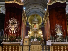 Entronización sagradas imágenes: Salta ya transita el camino del Milagro