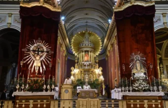 Entronización sagradas imágenes: Salta ya transita el camino del Milagro