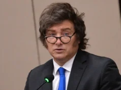 Otra encuesta dice que el 62 por ciento de los argentinos considera que la economía está mal y crece el rechazo a Milei