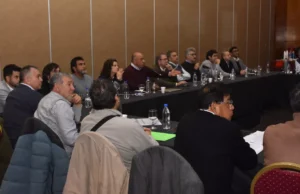 El Gobierno reabrió la mesa paritaria con los gremios estatales