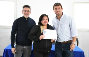 Cerca de casa: 95 vecinos finalizaron los cursos de la UPATECo. VIDEO/FOTOS