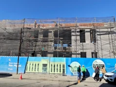 El Mercado San Miguel atenderá en un nuevo anexo mientras avanza su reconstrucción. FOTOS