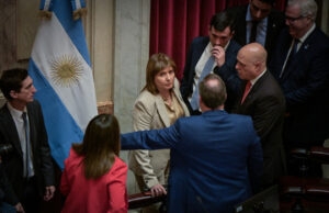 Senadores nacionales reciben un nuevo aumento y cobrarán $12 millones por mes
