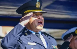 El nuevo Jefe de Policía anunció cambios para reforzar la presencia policial en las calles y descentralizar unidades