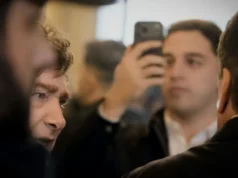 Encuesta adelanta que no le iría bien a Milei en un ballotage