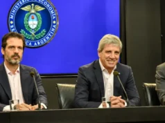 Caputo reavivó el «riesgo kuka» y aseguró que si vuelve el kirchnerismo «Venezuela sería Disneylandia»