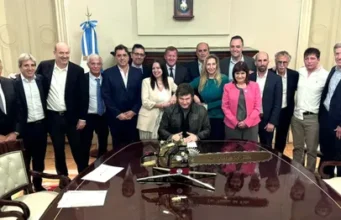 Los Milei reúnen a funcionarios y legisladores. Buscan darle dinámica a la política y la gestión