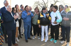 Salta homenajeó a Ricky Maravilla por su aporte a la cultura y música popular. VIDEOS/FOTOS