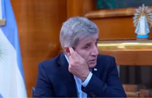 Luis Caputo pidió una ley para castigar las críticas del periodismo
