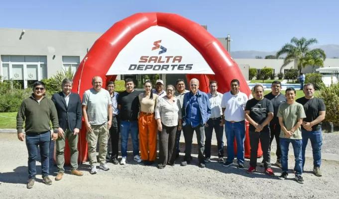 Asistencia para los clubes que representarán a Salta en el Regional Amateur de fútbol