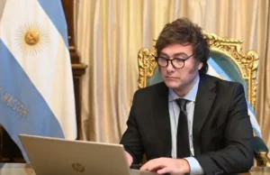 Imagen del Gobierno: el 65% desaprueba la gestión de Milei y el 62% votaría por un cambio en 2027