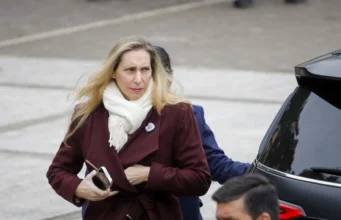 Toto Caputo confirmó que será Karina Milei quien decida el rumbo político del gobierno