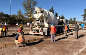 Continúa la construcción del nuevo canal en el nodo Banchik–Del Carnaval. VIDEO/FOTOS