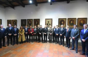 Milei llevará a más de una decena de gobernadores en su visita a París