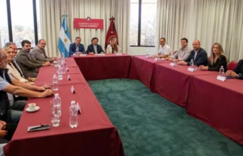 El Gobernador recibió a desarrolladores inmobiliarios y destacó el aporte del sector al crecimiento de Salta. VIDEOS/FOTOS