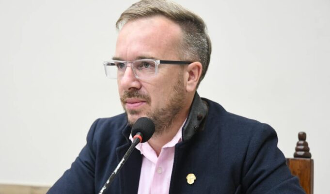 Gustavo Farquharson (concejal): «El bloque de LLA abandonó a los vecinos ante el Super Niño»