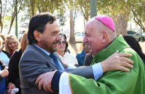 Sáenz pidió al Arzobispo de Salta que los peregrinos tengan un lugar especial junto a los Santos Patronos durante la procesión. VIDEOS/FOTOS