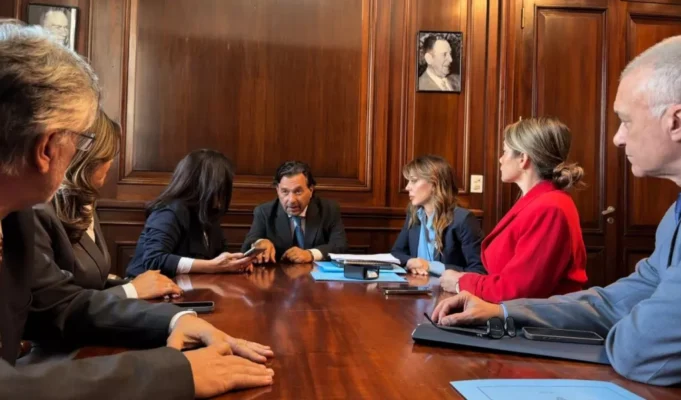 Sáenz se reunió con senadores del norte argentino para acordar proyectos prioritarios de la región y coordinar la agenda legislativa nacional