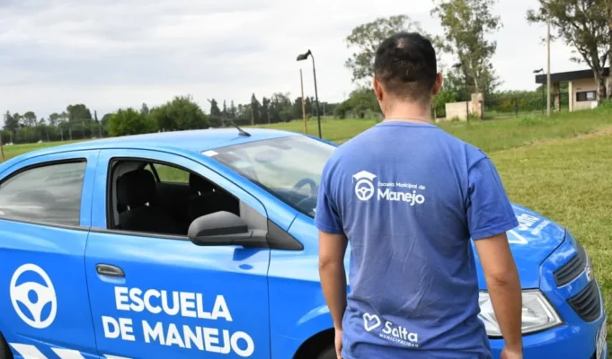 Este lunes se habilitan 4 mil cupos más para la Escuela de Manejo Municipal