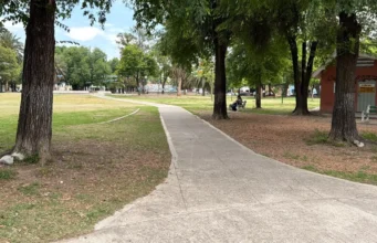 La plaza Gurruchaga será renovada con obras hidráulicas para mejorar el drenaje. VIDEO/FOTOS