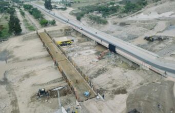 Exitoso operativo traslado del histórico puente «i fierro» de Vaqueros