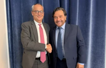En París, Sáenz ratificó que Rio Tinto proyecta una inversión de USD 2.700 millones para producir 50.000 toneladas de litio en Salta, FOTO