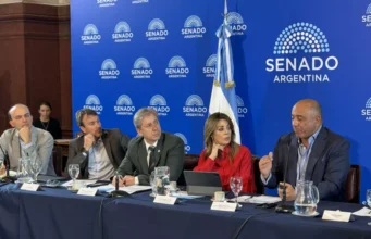 Salta presentó en el Senado de la Nación una propuesta complementaria al régimen de coparticipación. VIDEO/FOTOS