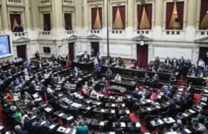En la sesión del 15 de Octubre se juega la vigencia del mega decreto 70/23 pilar del programa de Javier Milei