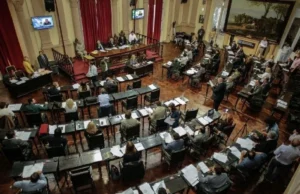Análisis «7 PM» | Elecciones en Mayo/27 en Salta: asoman los «merodeadores/as»…