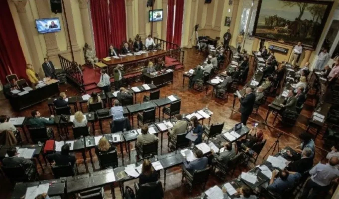Análisis «7 PM» | Elecciones en Mayo/27 en Salta: asoman los «merodeadores/as»…