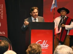 Tras el firme reclamo de Sáenz, Nación convocó a una reunión clave por los ramales C14 y C15. VIDEO