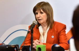 Bullrich podría implosionar el gobierno y LLA – Por: Daniel Salmoral