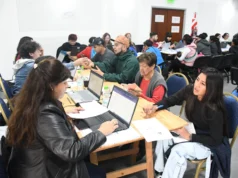 Más de 200 vecinos completaron sus estudios secundarios con un programa municipal. VIDEO/FOTOS