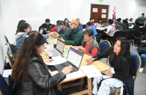 Más de 200 vecinos completaron sus estudios secundarios con un programa municipal. VIDEO/FOTOS