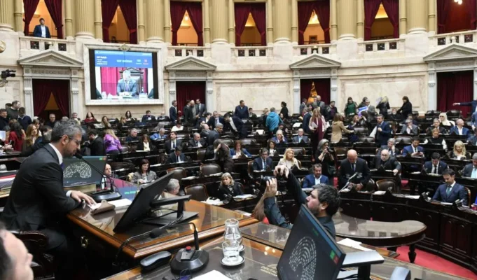 Semana clave con agenda complicada para el gobierno en el Congreso
